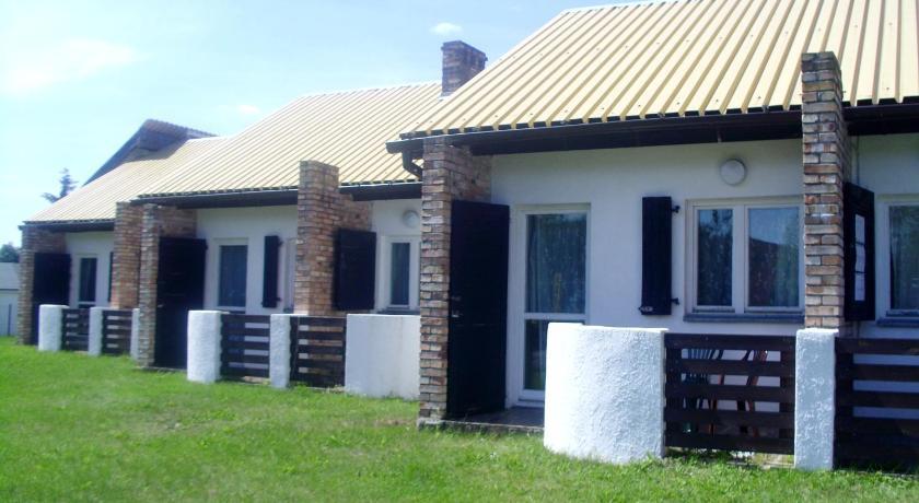 Osrodek Domino Villa Dźwirzyno Buitenkant foto